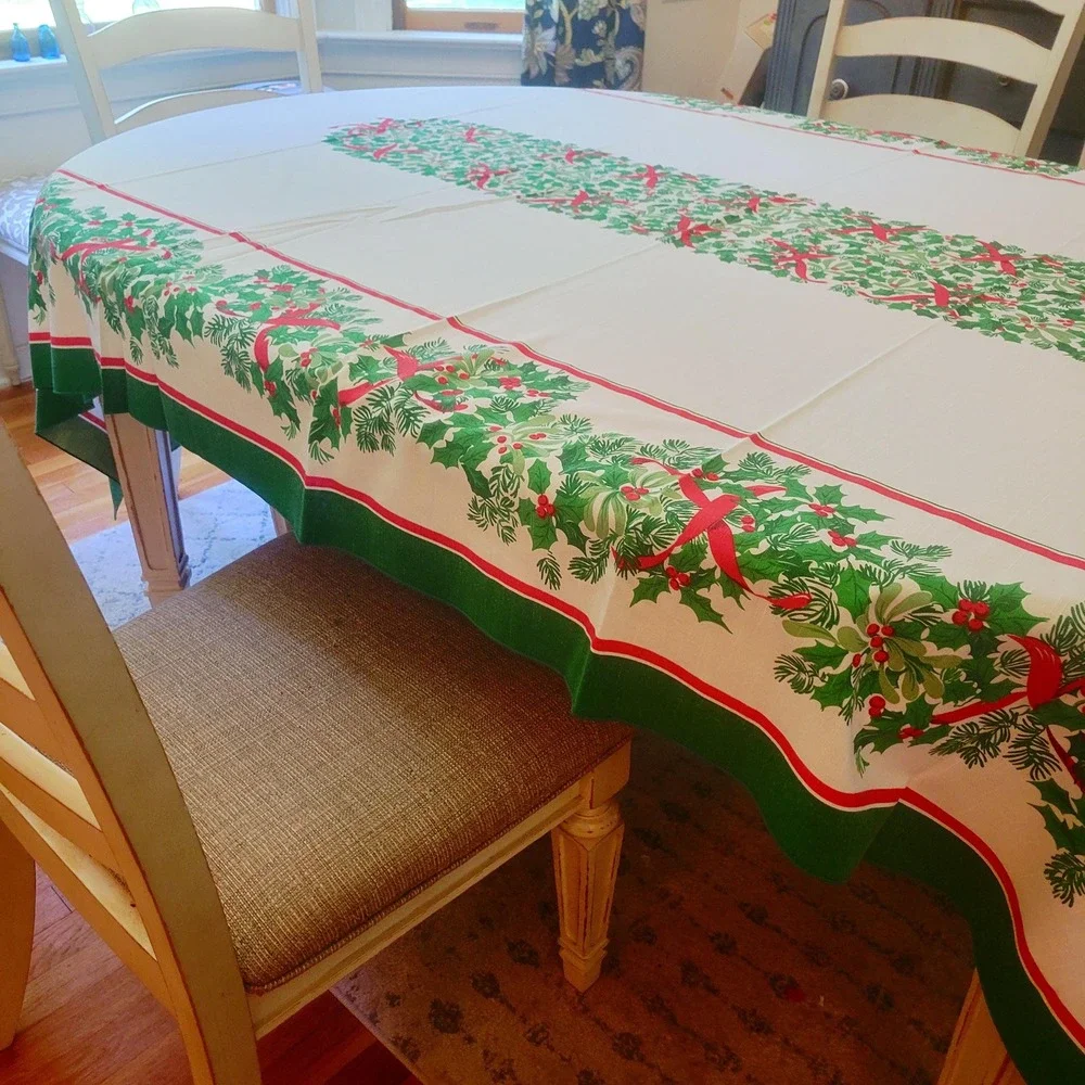 Vintage Christmas Tablecloth Mid Century 1960s 62x102